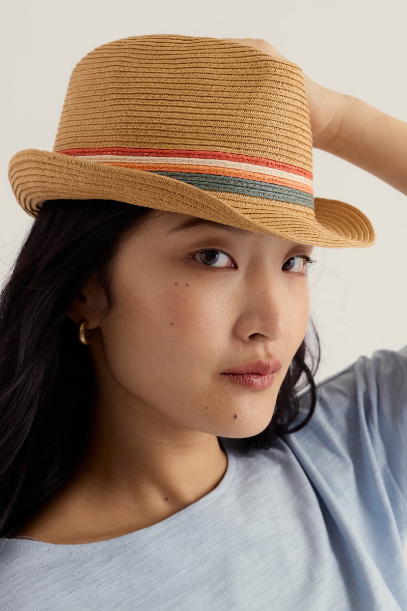 Cappello da sole all’uncinetto Undercurrent