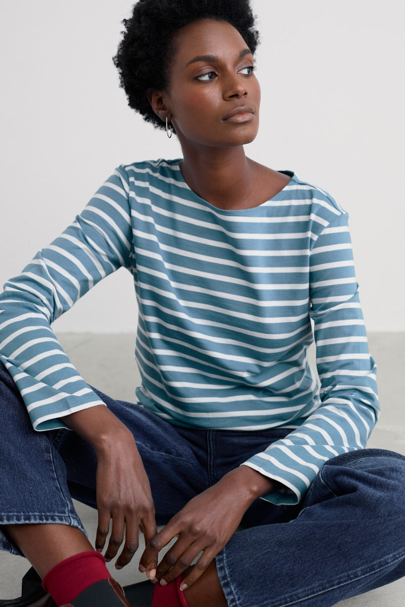 Léine Mairnéalaigh as Geirsí Cadáis Orgánaigh GOTS-Dheimhnithe