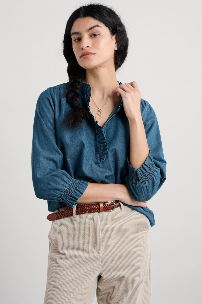 Top Feather Star in chambray