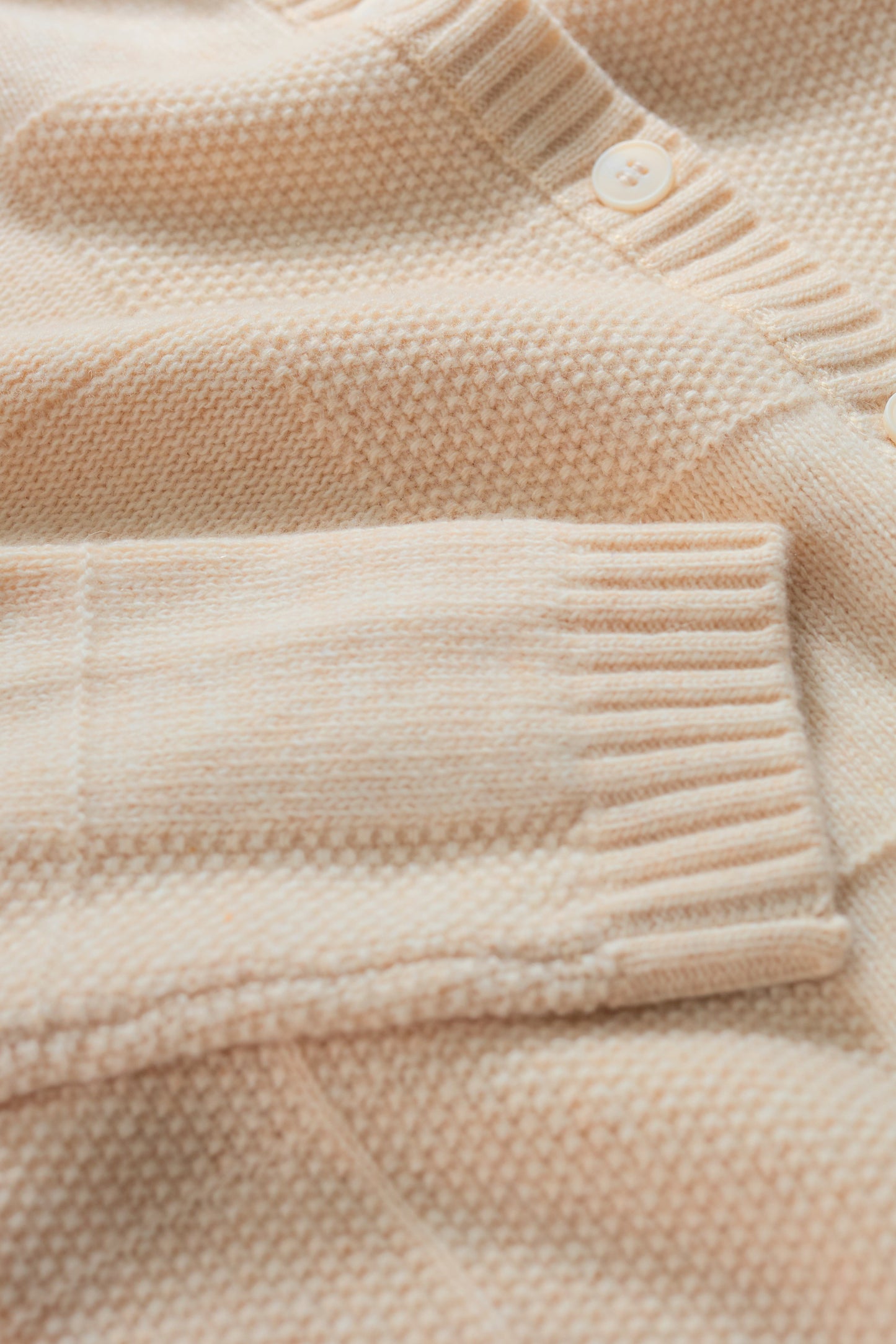 Cardigan Coweth con Bottoni