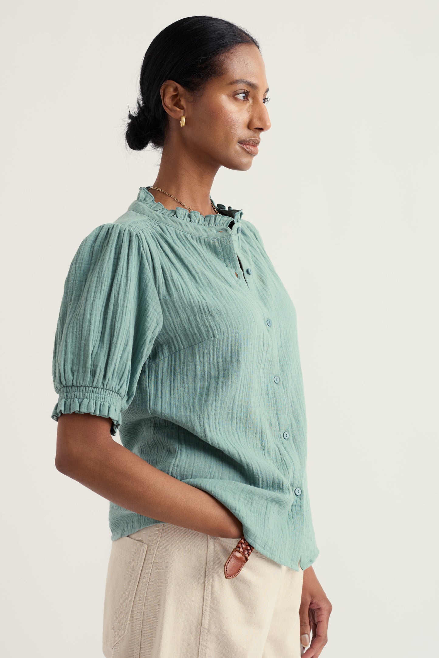Camicia con volant Shore Path in cotone biologico GOTS