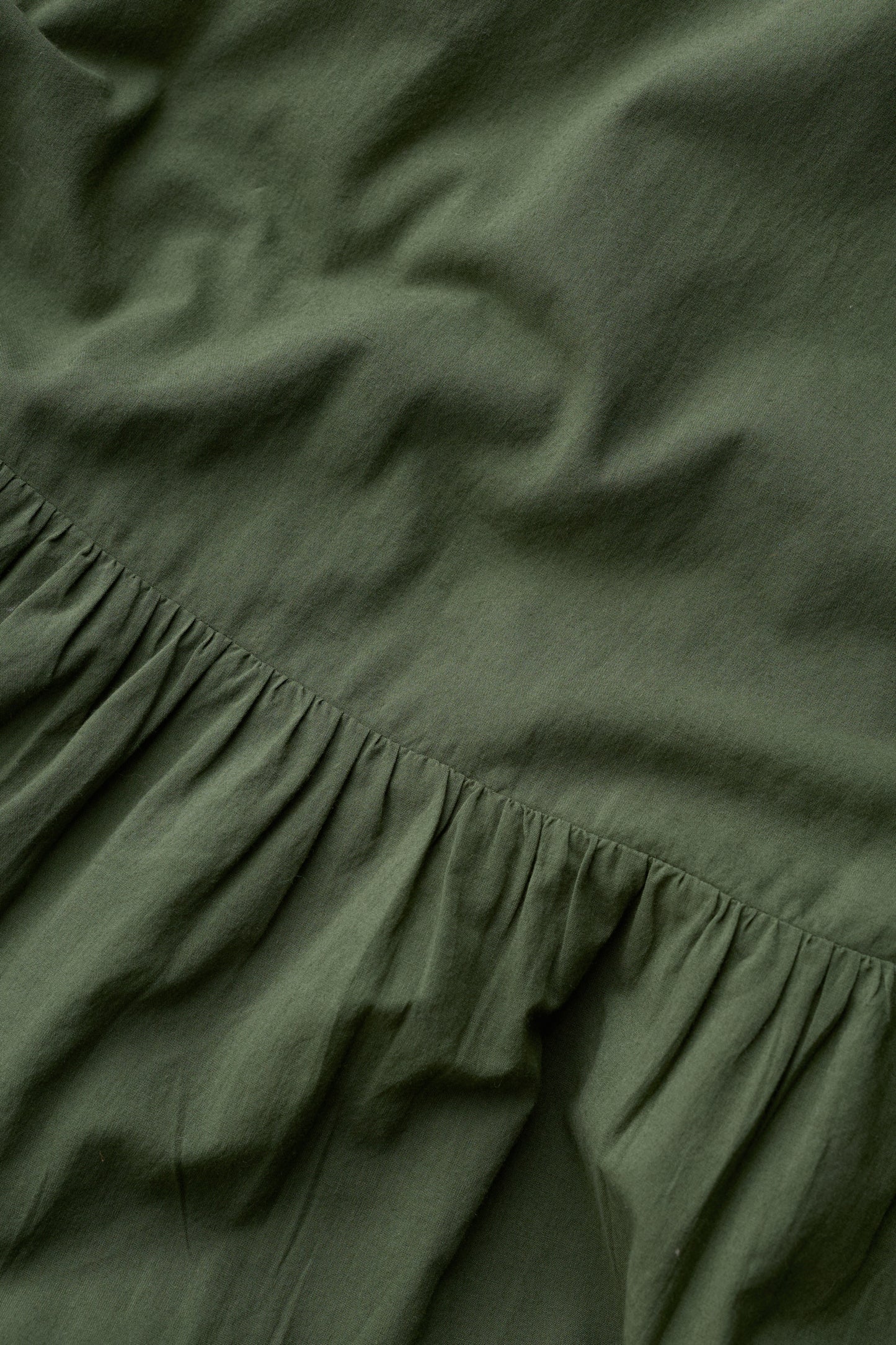Gúna Kaftan Dathanna na Cruinne in Éadach Fíneáil Cadáis Orgánaigh atá Deimhnithe ag GOTS