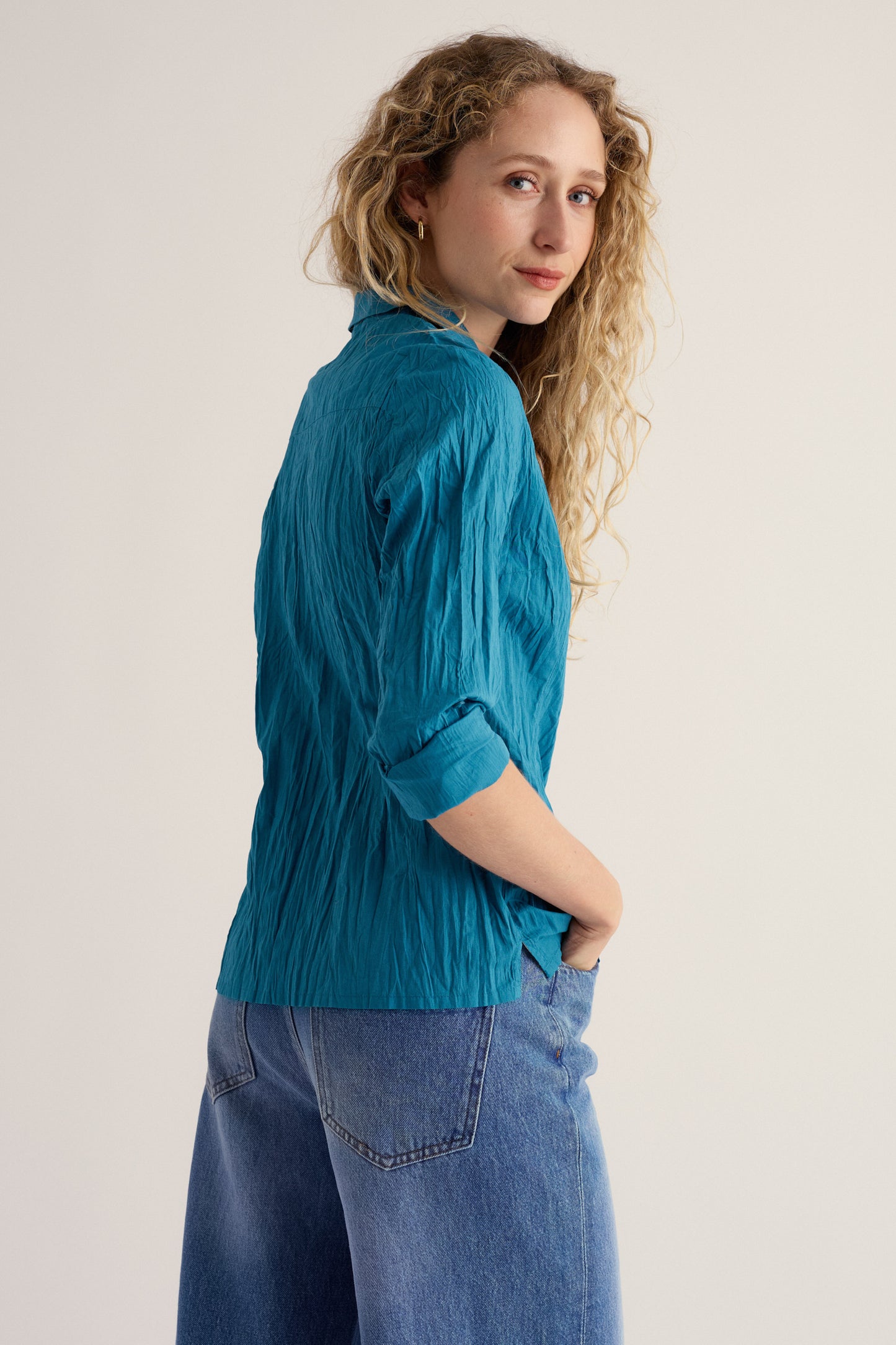 Chemise unie Larissa en coton biologique froissé