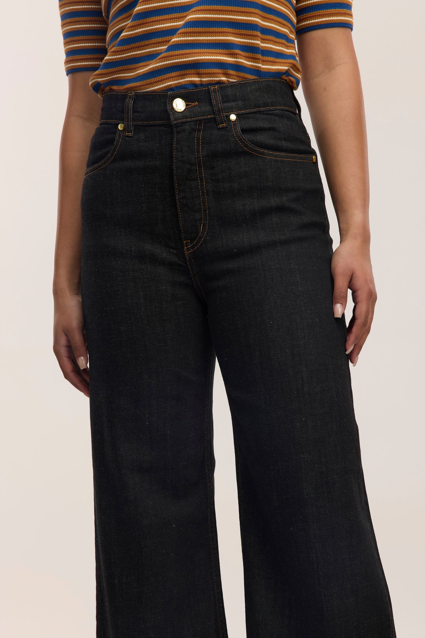 Jeans Companion