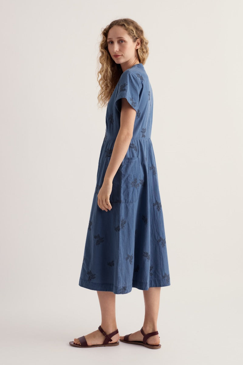 Robe chemise brodée Fowen