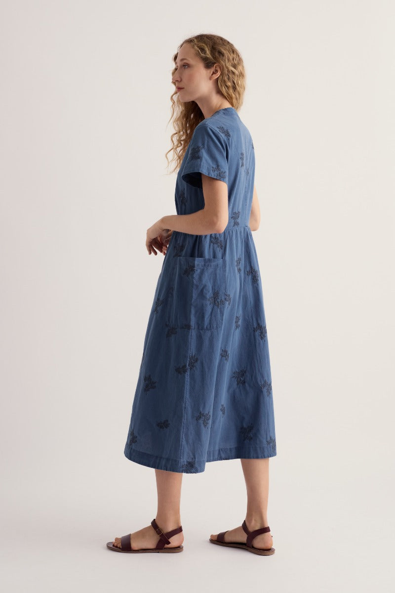 Robe chemise brodée Fowen
